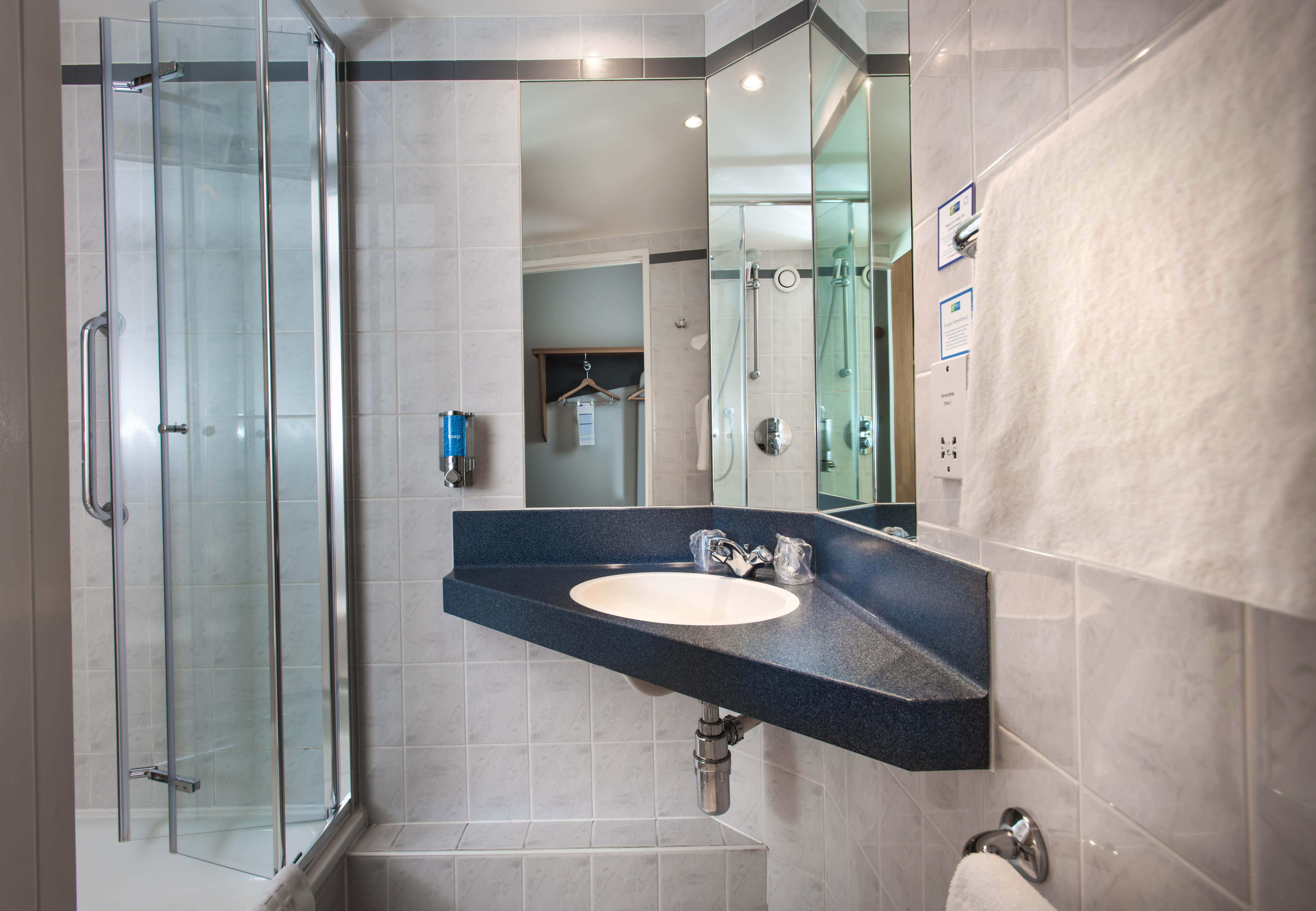 Holiday Inn Express Exeter East By Ihg Экстерьер фото