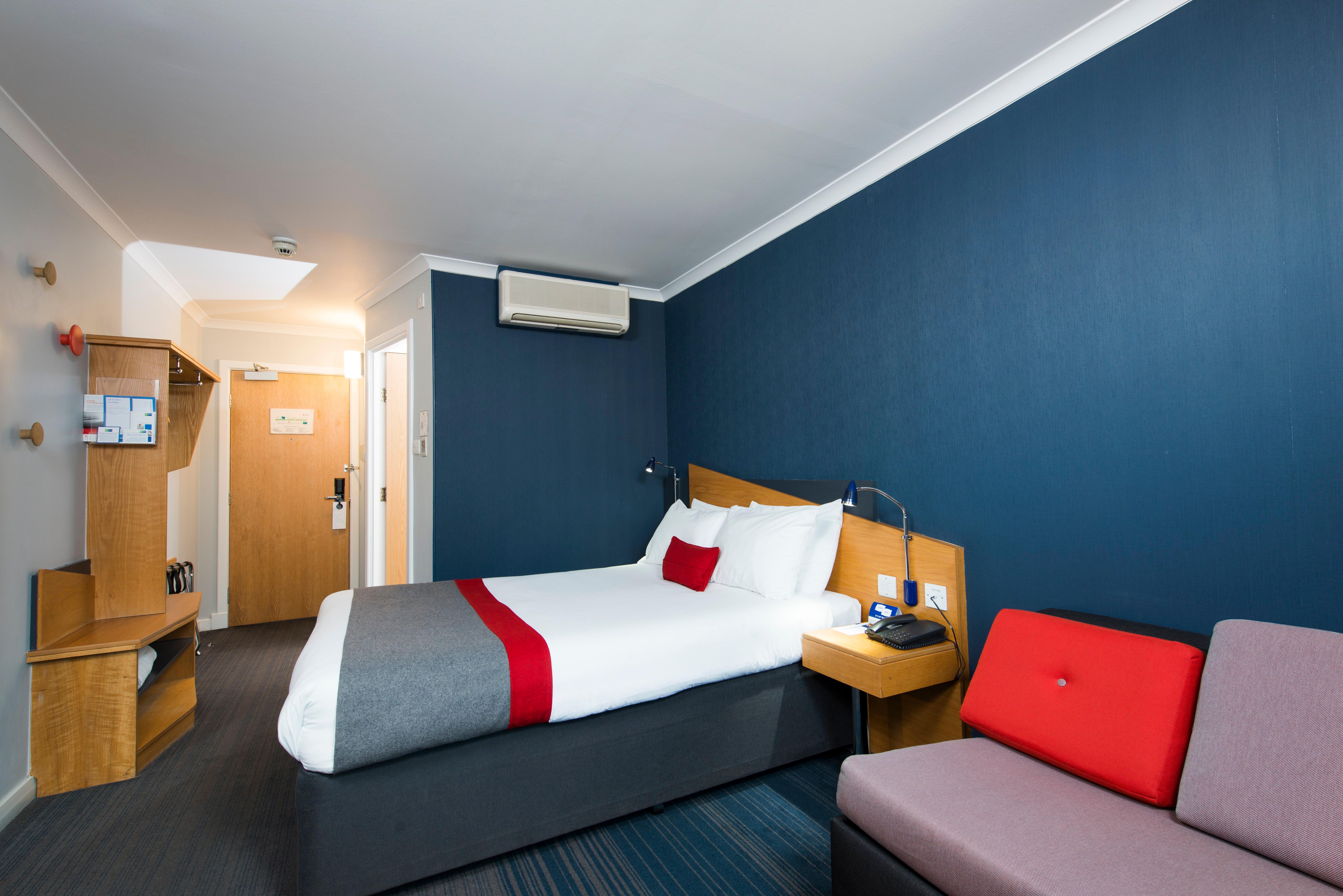 Holiday Inn Express Exeter East By Ihg Экстерьер фото