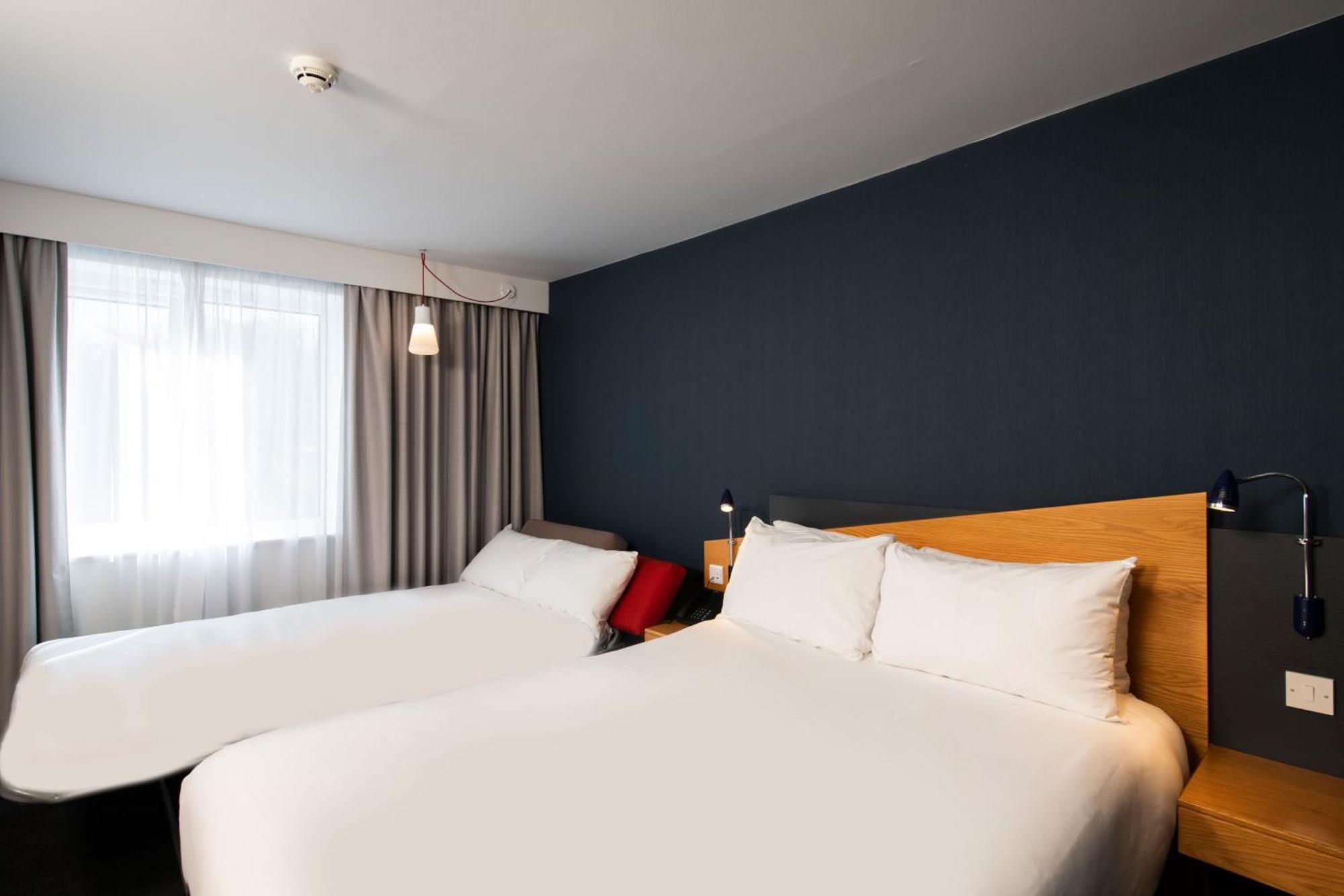 Holiday Inn Express Exeter East By Ihg Экстерьер фото