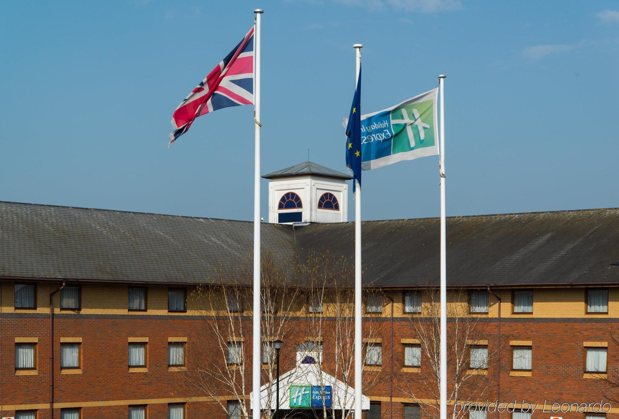 Holiday Inn Express Exeter East By Ihg Экстерьер фото