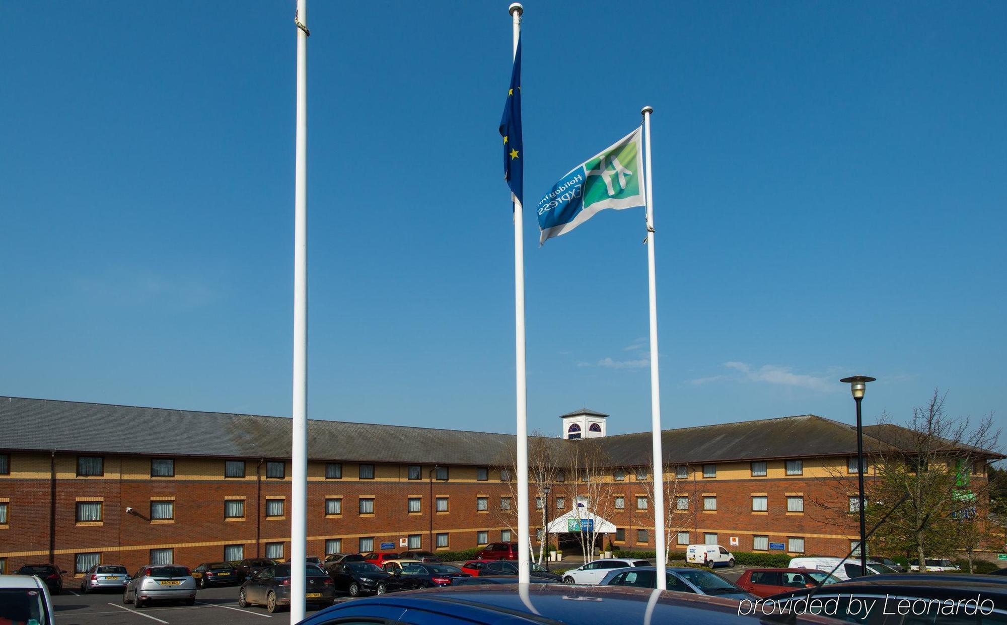 Holiday Inn Express Exeter East By Ihg Экстерьер фото