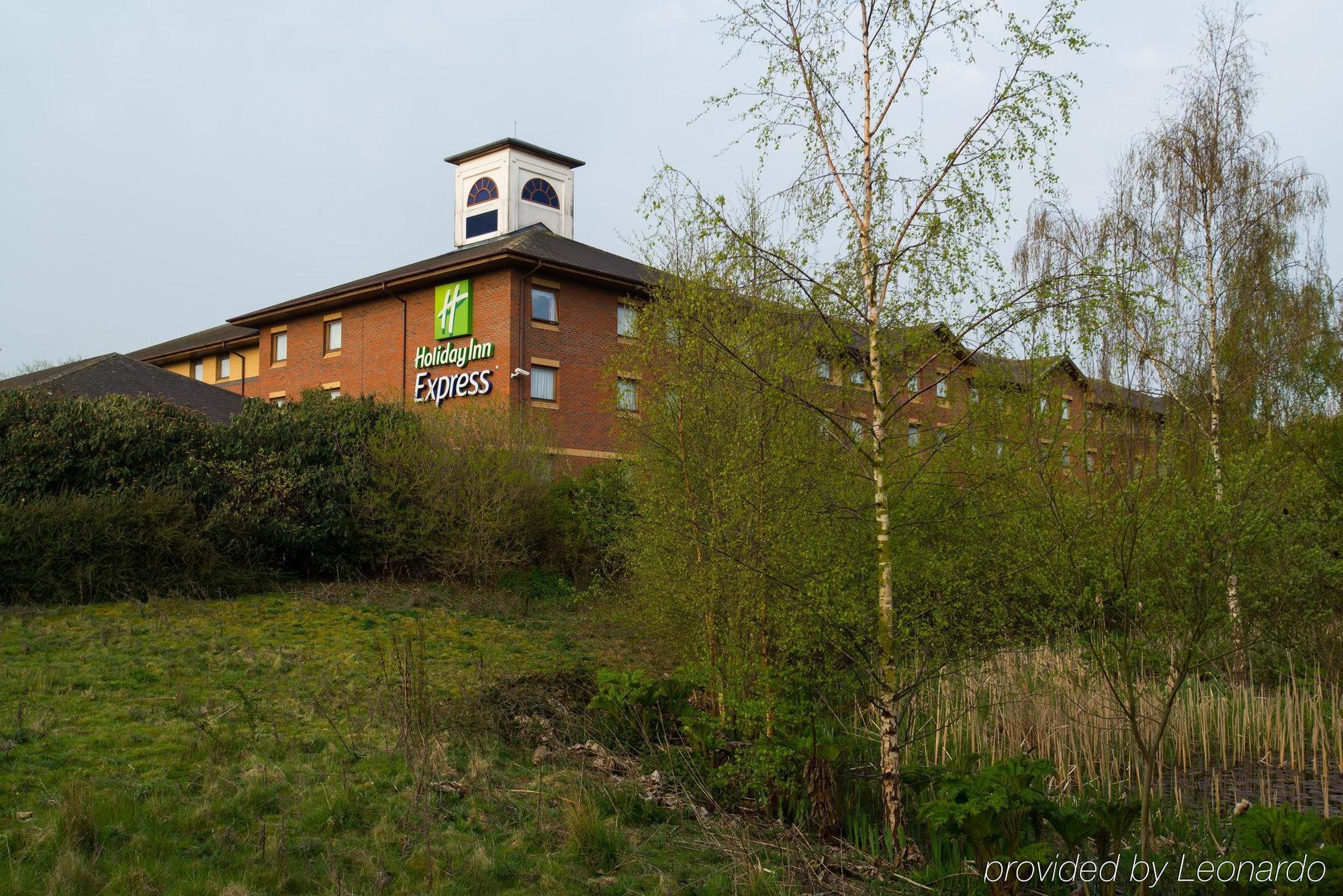 Holiday Inn Express Exeter East By Ihg Экстерьер фото
