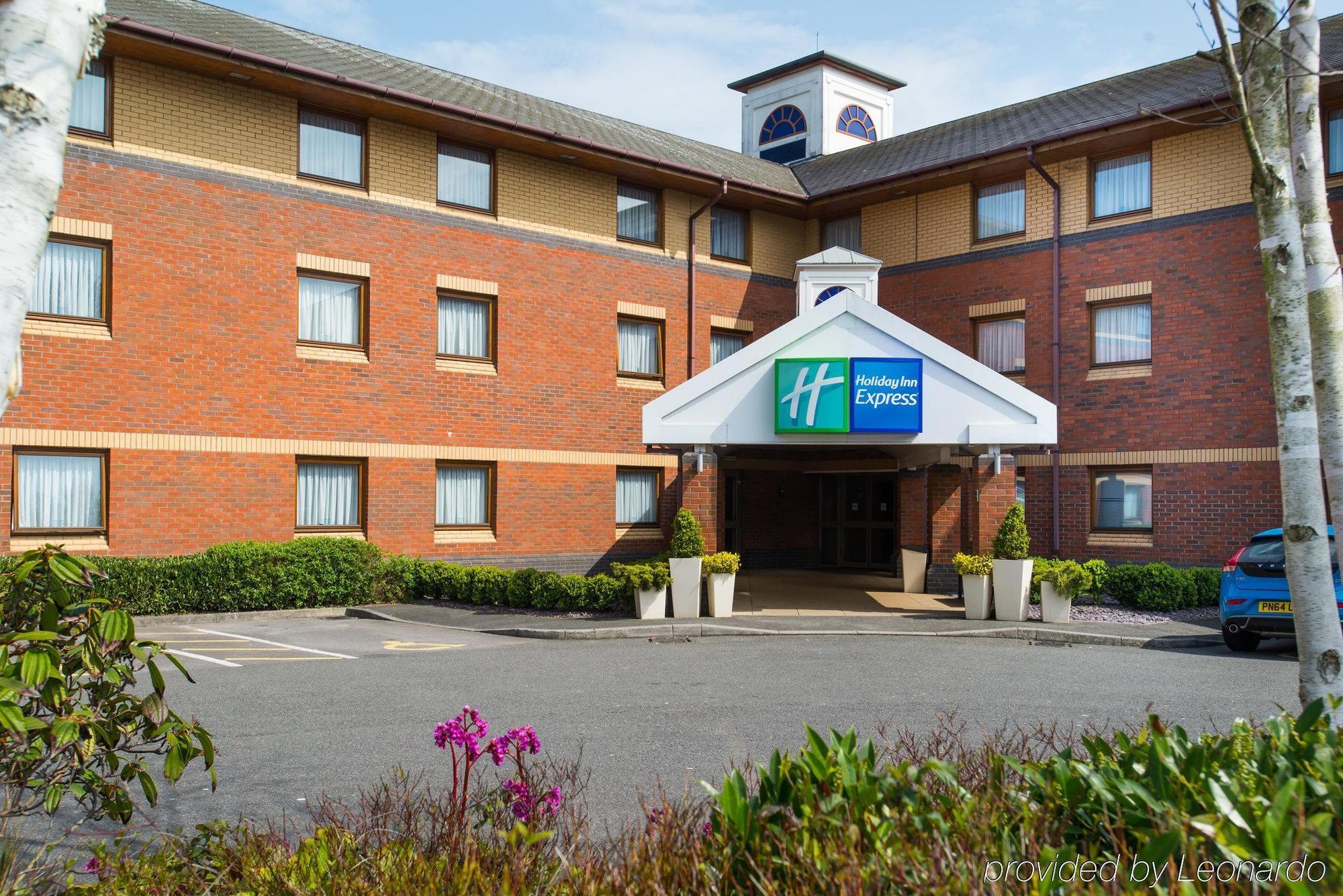 Holiday Inn Express Exeter East By Ihg Экстерьер фото