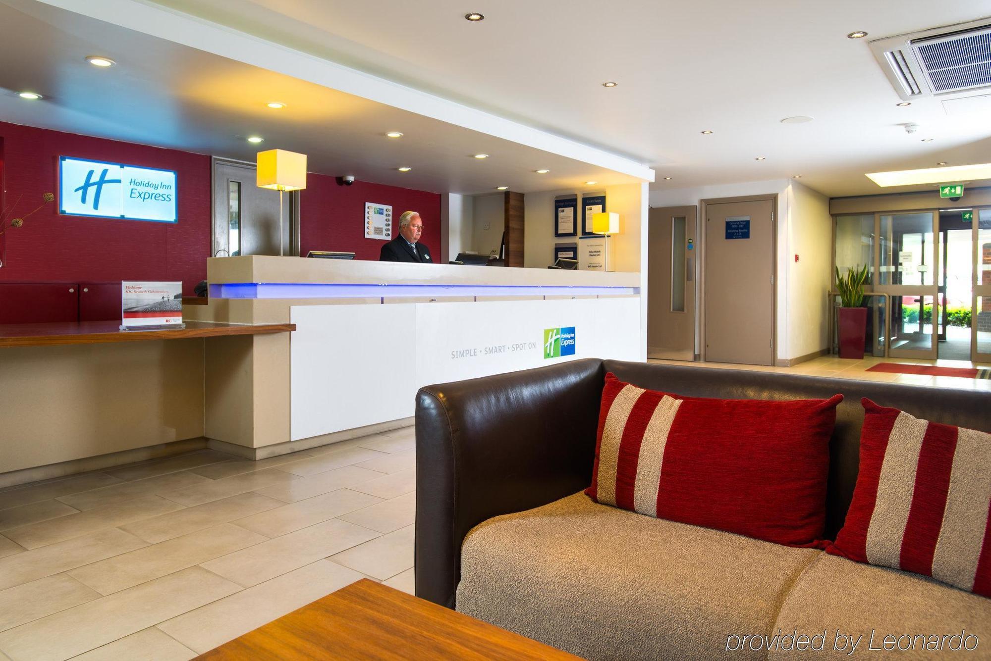 Holiday Inn Express Exeter East By Ihg Экстерьер фото