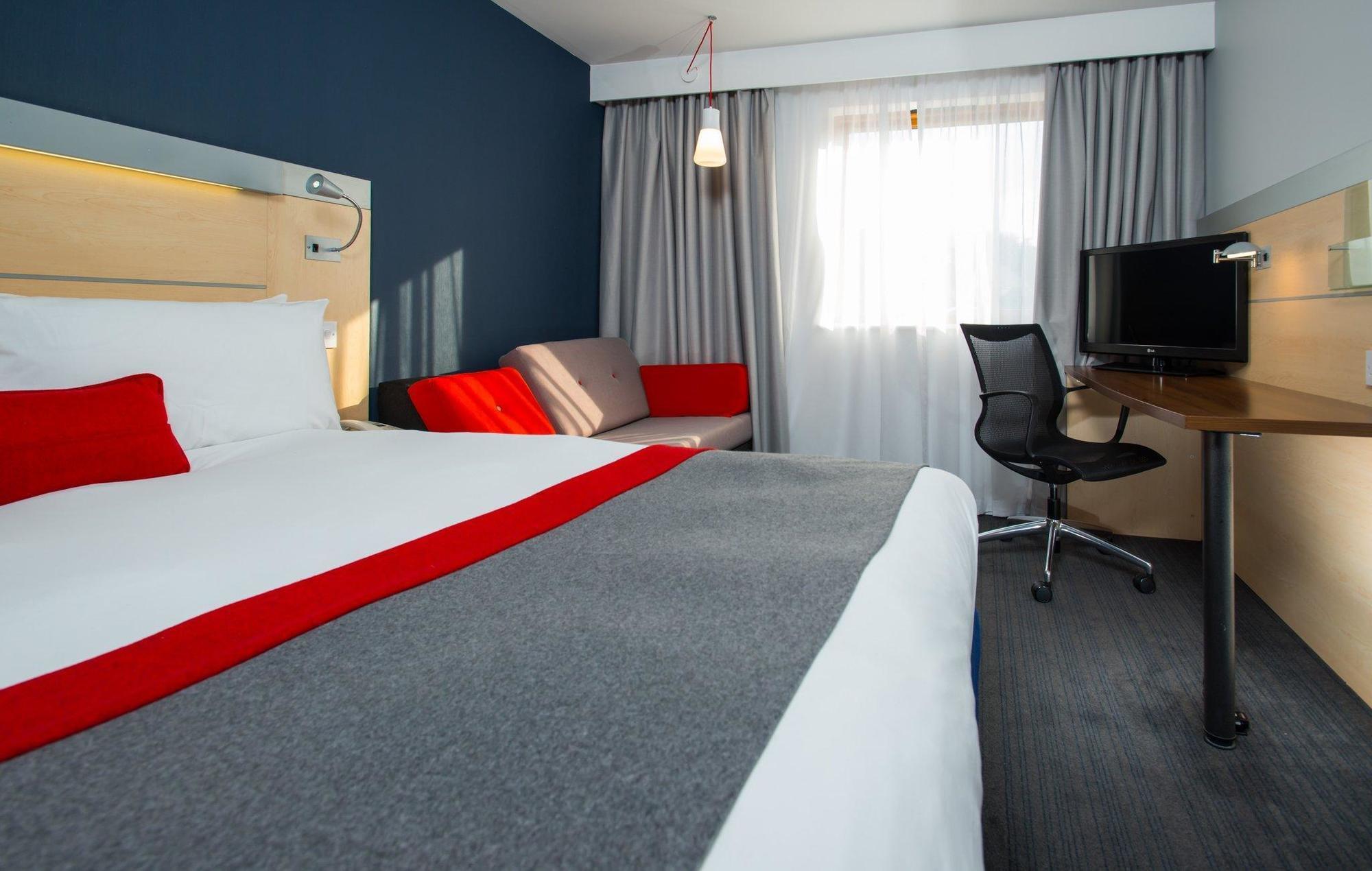 Holiday Inn Express Exeter East By Ihg Экстерьер фото