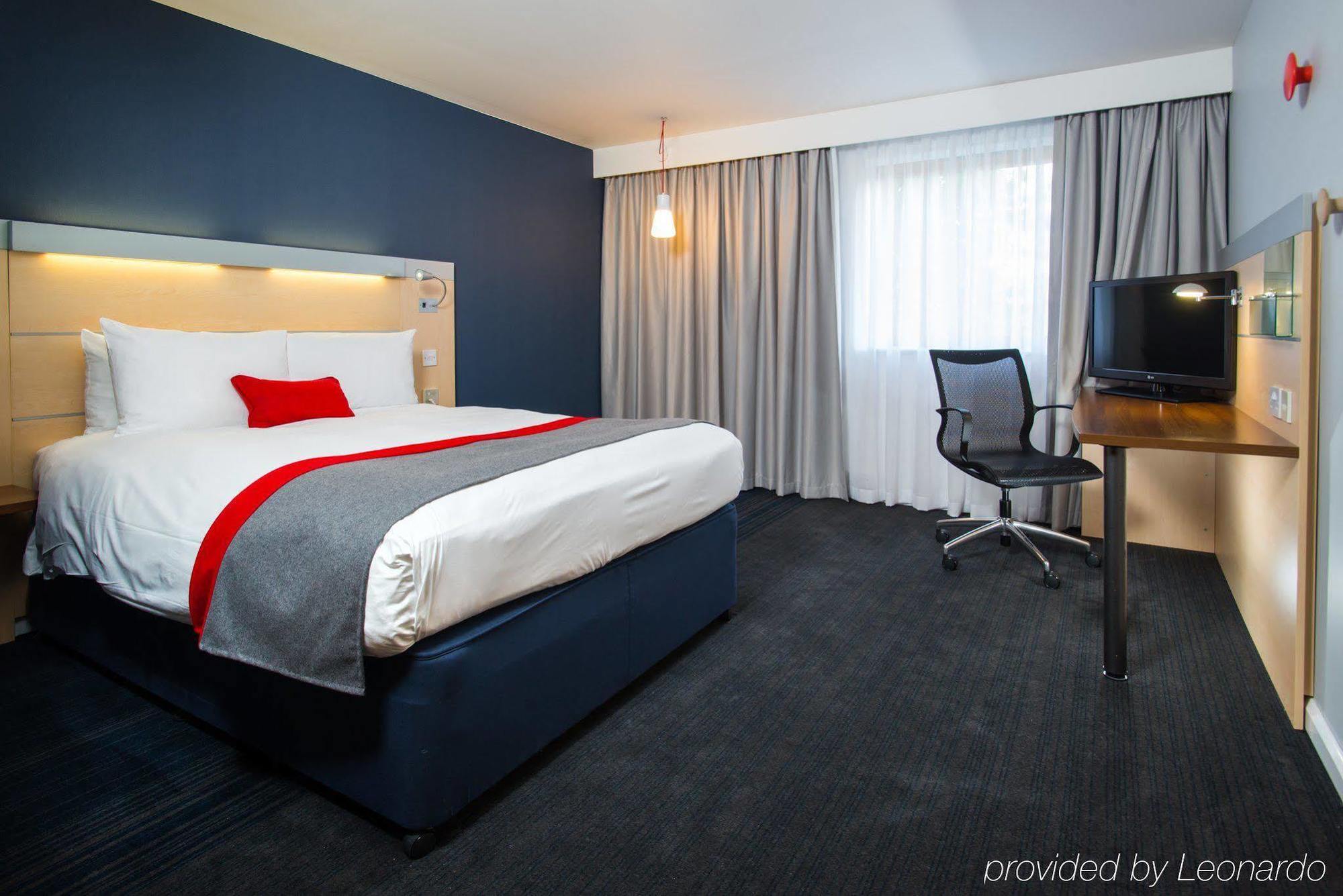 Holiday Inn Express Exeter East By Ihg Экстерьер фото